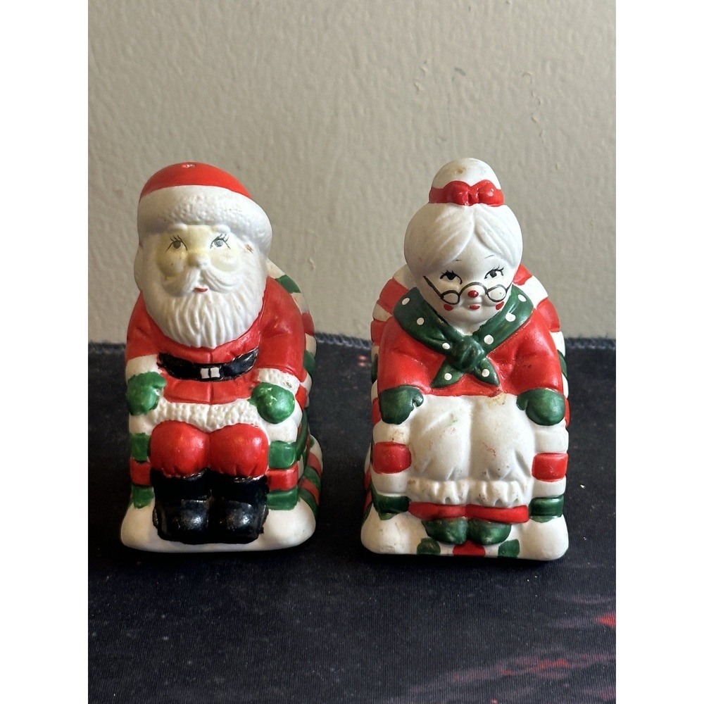 Mr & Mrs Clause Salt & Pepper Shakers